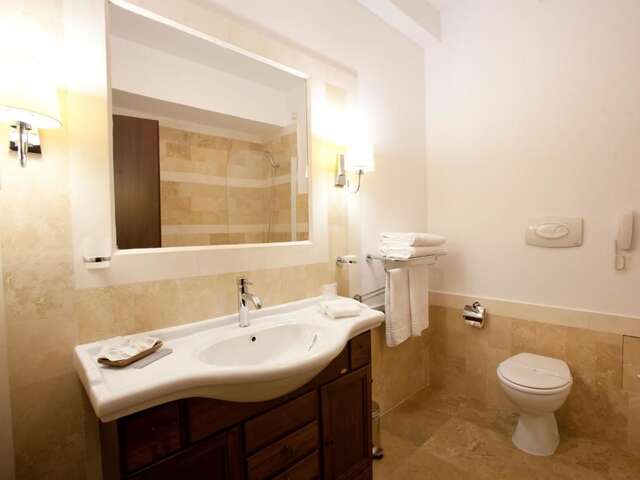 Отель International Bucharest City Centre Hotel Бухарест-27