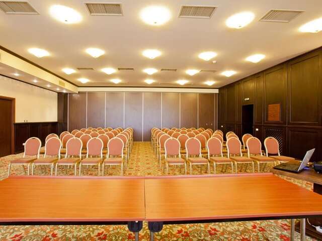 Отель International Bucharest City Centre Hotel Бухарест-40