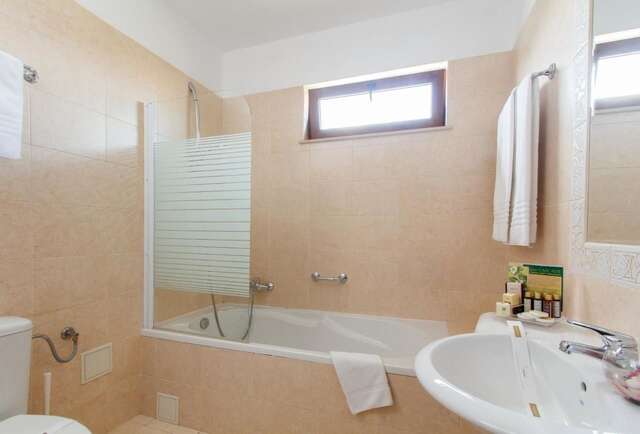 Отель International Bucharest City Centre Hotel Бухарест-11